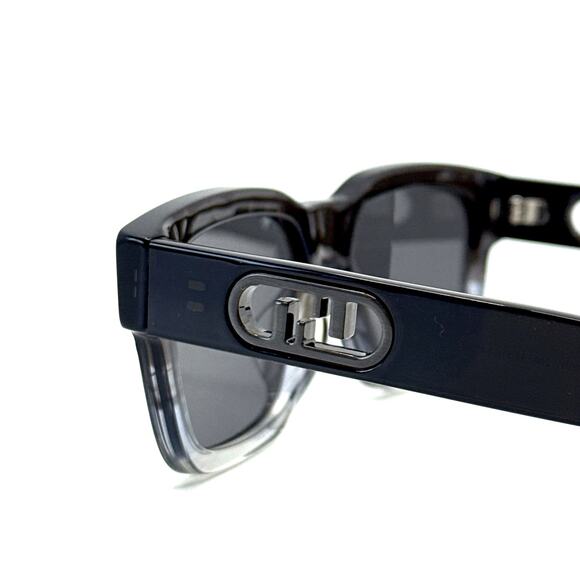 New, FENDI Sunglasses FE40107I 20A Authentic - Picture 7 of 12